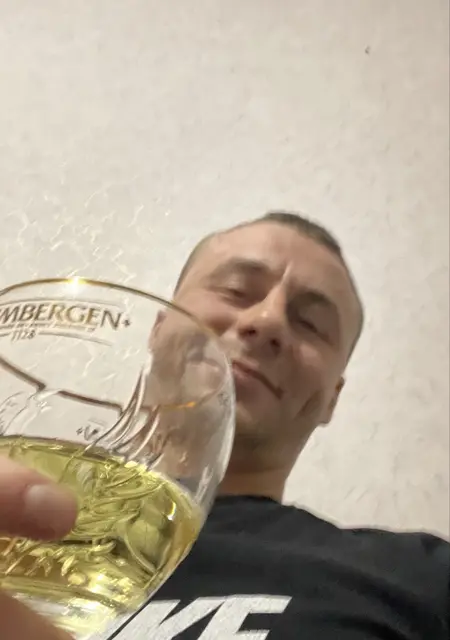 Андрей из Северодвинска, мне 35, познакомлюсь для постоянных отношений