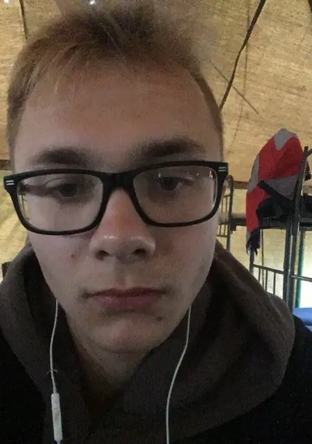 Андрей из Торжка, мне 24, познакомлюсь для дружбы