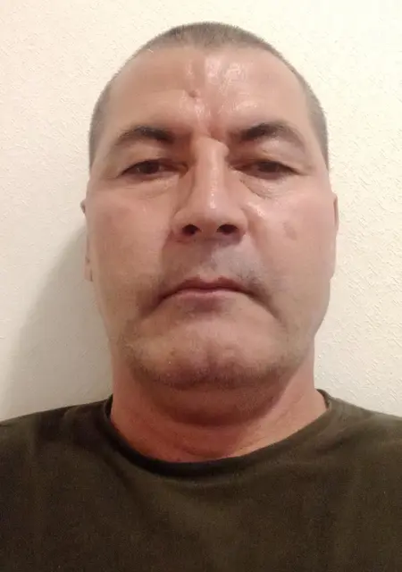 Розымурат из Екатеринбурга, ищу на сайте знакомства без обязательств