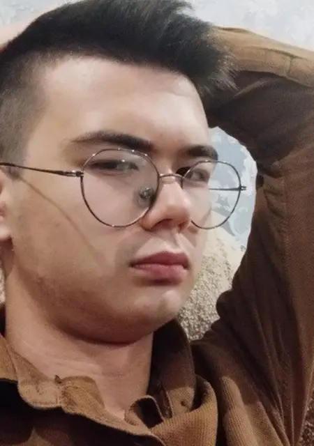 Сулейман из Симферополя, мне 20, познакомлюсь без обязательств