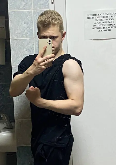 Я Алексей, 19, знакомлюсь без обязательств в Рязани