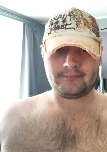 Я Александр, 37, из Охи, ищу знакомства на одну ночь