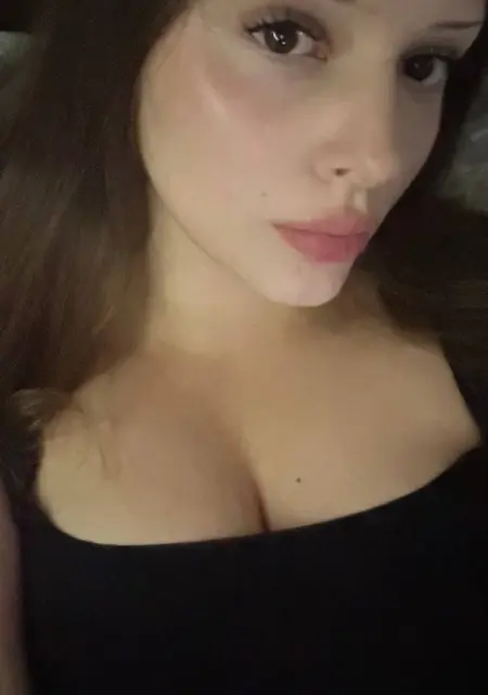 Я Лера, 18, знакомлюсь для общения в Ухте