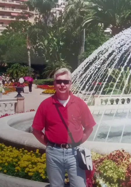 Я Andrew, 54, из Курска, ищу знакомство для общения