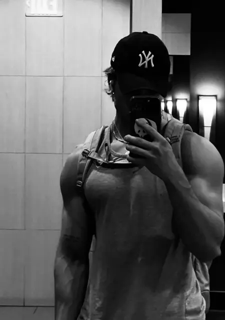 Саша из Котельников, мне 27, познакомлюсь на одну ночь