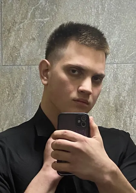 Я Максим, 23, из Набережных Челнов, ищу знакомство для приятного времяпровождения