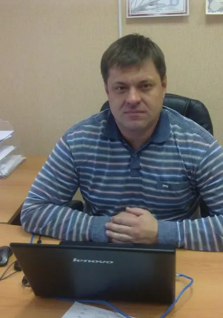 Павел из Челябинска, ищу на сайте знакомства без обязательств