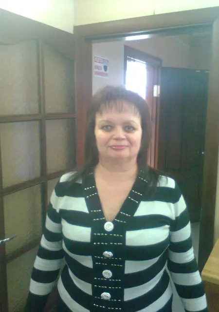 Лариса из Донецка, ищу на сайте знакомства без обязательств