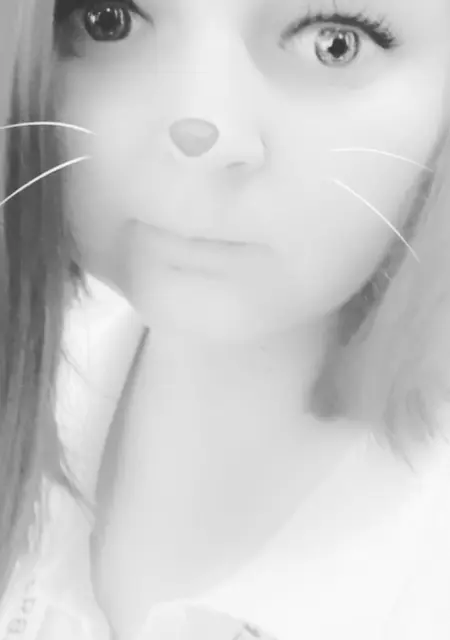 Я Василиса, 25, из Ессентуков, ищу знакомства без обязательств