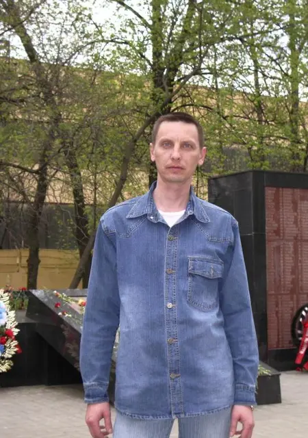 Я Дмитрий, 43, знакомлюсь на одну ночь в Балашихе