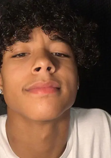 Зайн из Великого Новгорода, ищу на сайте знакомства на одну ночь