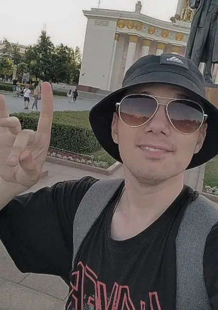 Илья из Шумерли, ищу на сайте знакомства без обязательств