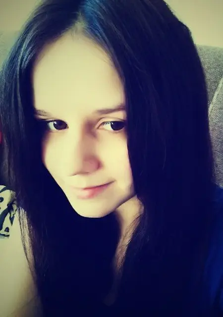 Оленька из Мурманска, мне 32, познакомлюсь на одну ночь