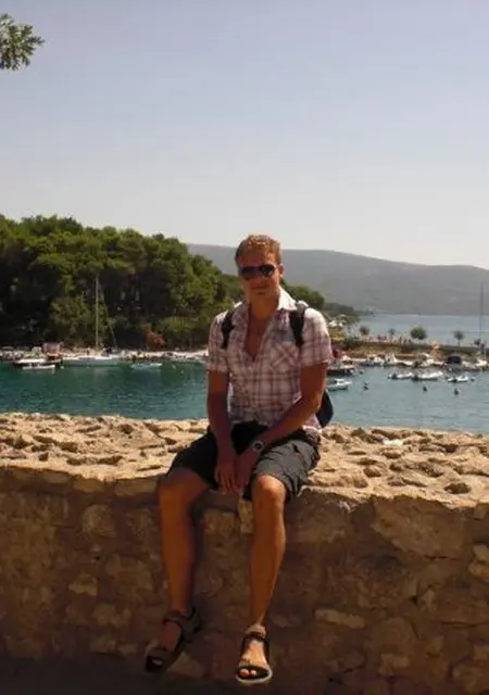 Я Dmm, 65, из Тамбова, ищу знакомства на одну ночь