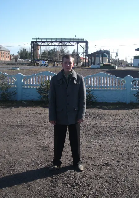 Я Саня, 39, знакомлюсь без обязательств в Лесосибирске