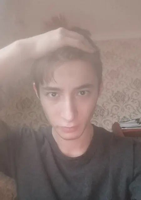 Хасан из Великого Новгорода, мне 21, познакомлюсь для приятного времяпровождения