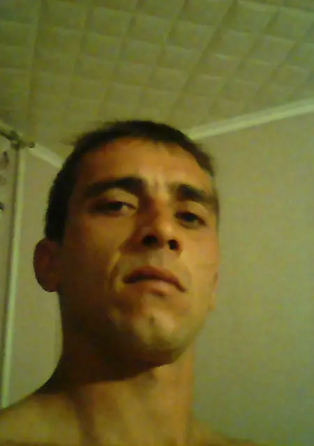 Я Сергей, 37, из Камышина, ищу знакомства без обязательств