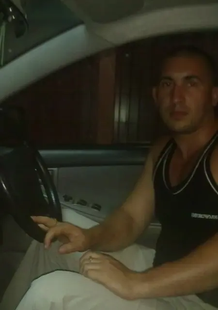 Я Анатолий, 44, из Невинномысска, ищу знакомство для постоянных отношений