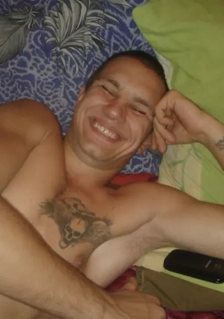 Я Жека, 35 років з Добропілля, шукаю знайомства без зобов'язань