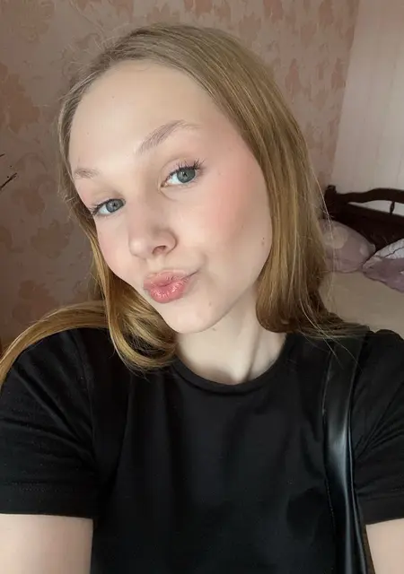 Я София, 18, знакомлюсь для приятного времяпровождения в Твери