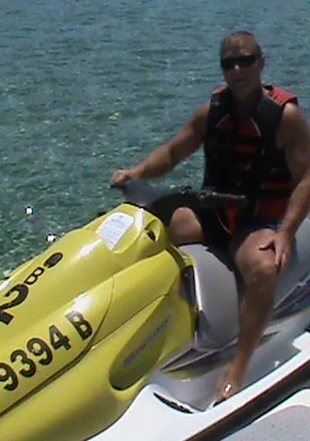 Петрович из Северодвинска, ищу на сайте постоянные отношения