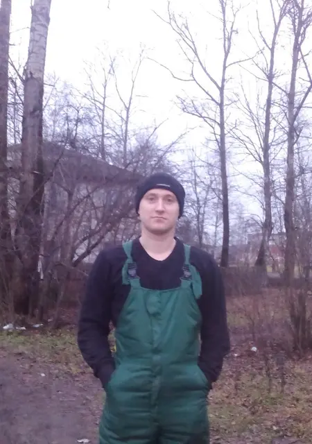 Макс из Нелидова, мне 36, познакомлюсь на одну ночь