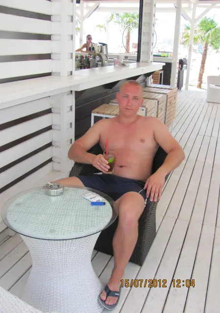 Я Олег, 44, знакомлюсь без обязательств в Солигорске