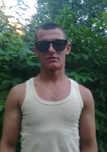 Я Руст, 35, знакомлюсь на одну ночь в Клине