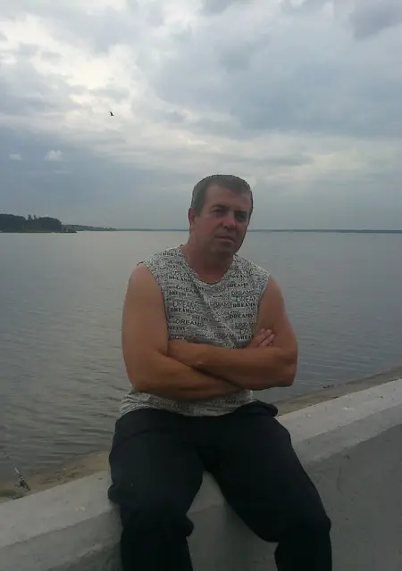 Я Сергей, 61, из Тамбова, ищу знакомство для постоянных отношений