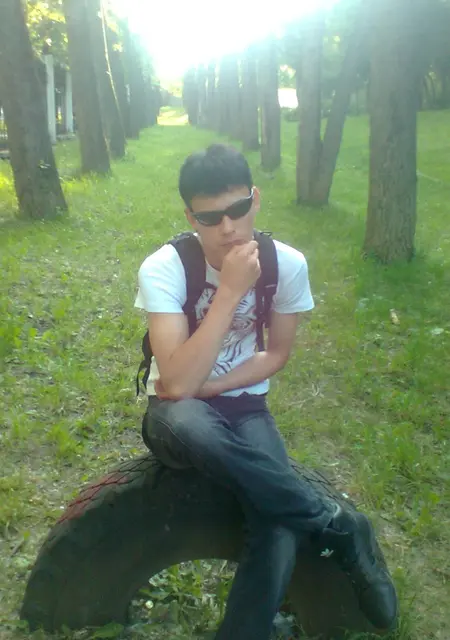 Андрей из Кирова, ищу на сайте знакомства без обязательств