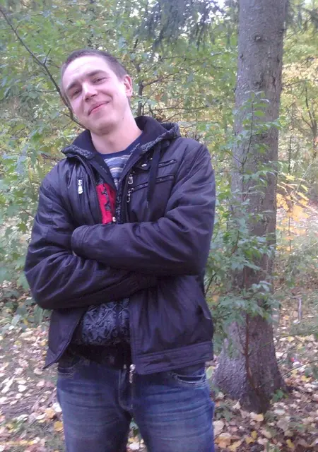 Рома из Протвина, мне 42, познакомлюсь для общения