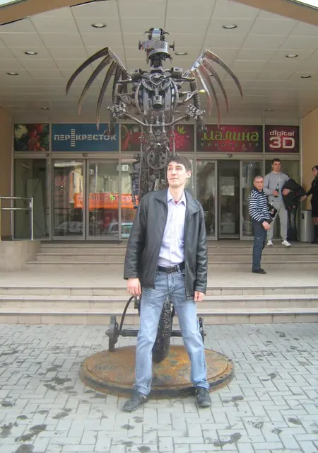 Я Макс, 43, из Рязани, ищу знакомства без обязательств