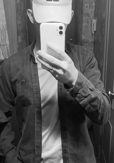 Dima из Череповца, мне 20, познакомлюсь на одну ночь