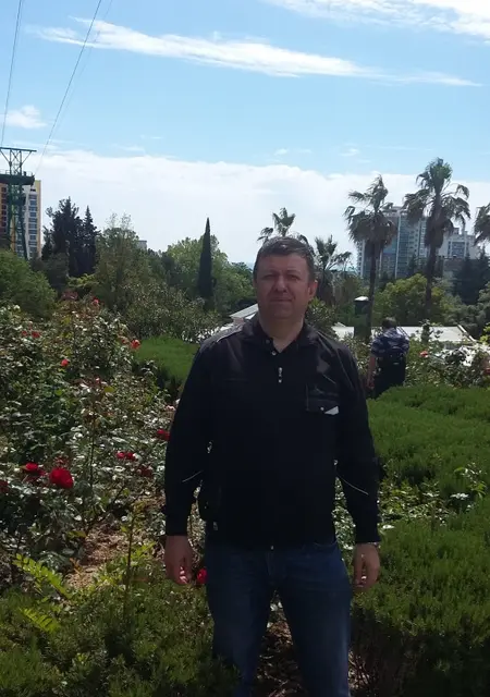 Я Djon, 53, из Пятигорска, ищу знакомства без обязательств