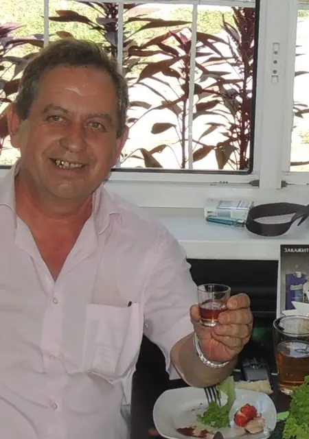 Иван из Новороссийска, мне 60, познакомлюсь без обязательств