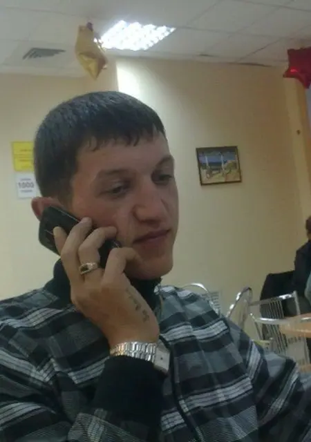 Slava из Абдулина, мне 36, познакомлюсь для постоянных отношений