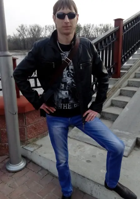 Андрей из Рославля, мне 38, познакомлюсь без обязательств