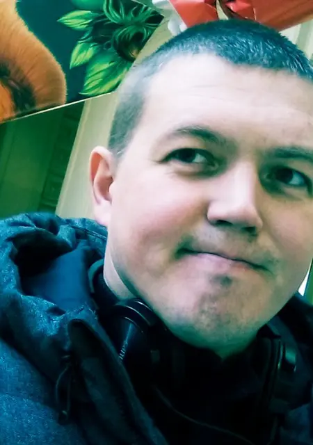 Lexa из Воркуты, ищу на сайте знакомства на одну ночь