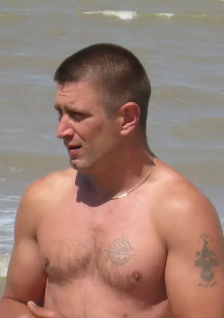 Сергей из Тимашевска, мне 47, познакомлюсь на одну ночь