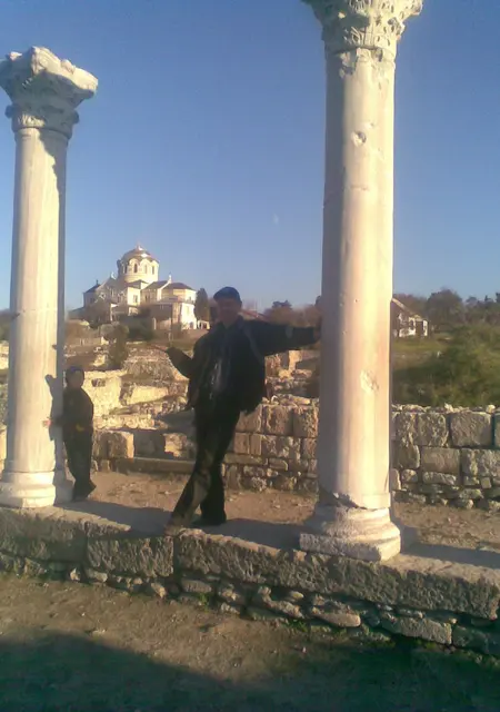 Мак Сим из Алушты, мне 49, познакомлюсь на одну ночь