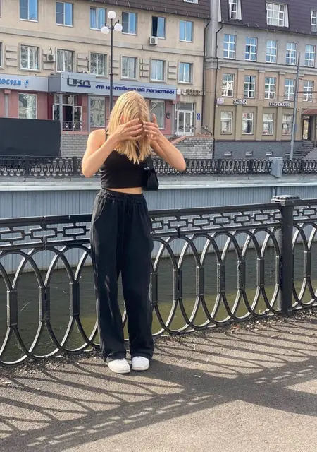 Moderated из Лебедяни, мне 19, познакомлюсь на одну ночь