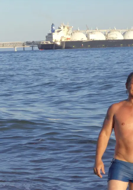 Я Женя, 40, знакомлюсь на одну ночь в Верещагине