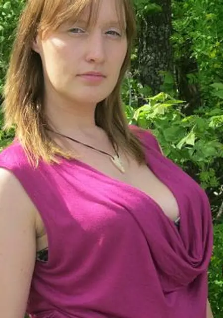 Я Натали, 38, из Саратова, ищу знакомство для постоянных отношений