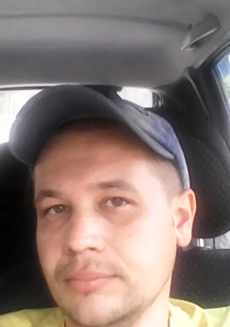 Я Вал, 37, знакомлюсь для приятного времяпровождения в Азове