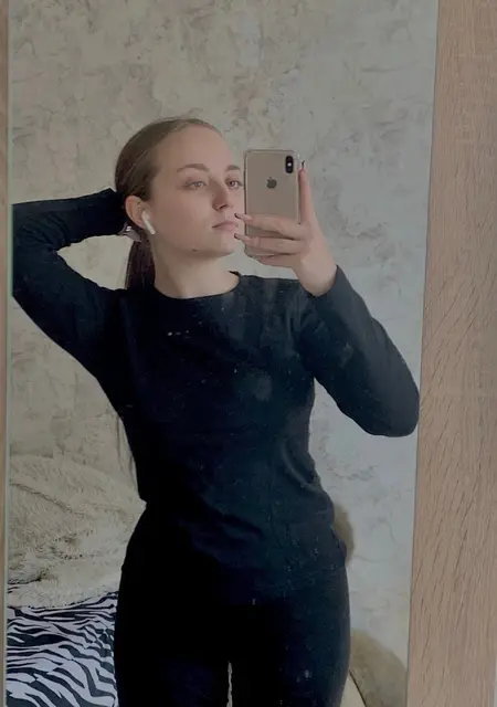 Я Вероника, 21, знакомлюсь для общения в Хабаровске