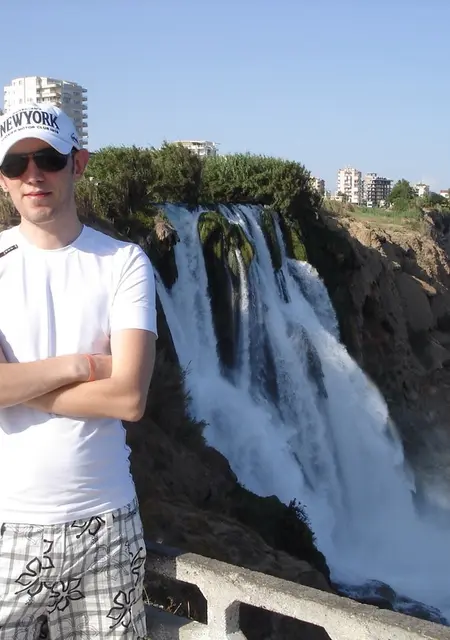 Я Дмитрий, 41, знакомлюсь без обязательств в Бийске