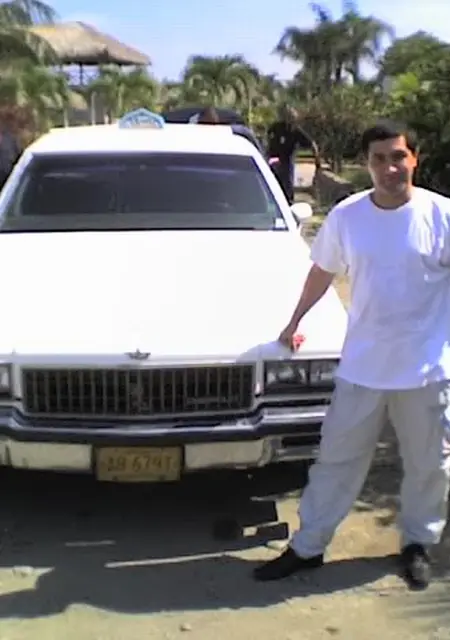 Я Oleg, 50 років з Маріуполя, шукаю знайомства без зобов'язань