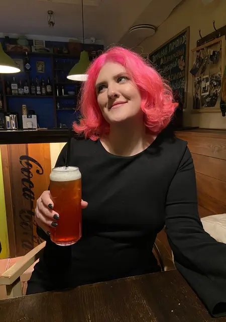 Я Алина, 22, из Новороссийска, ищу знакомство для приятного времяпровождения