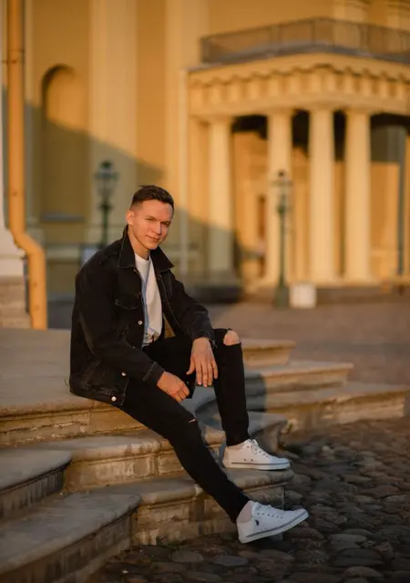 Сергей из Каменска-Уральского, мне 29, познакомлюсь для приятного времяпровождения