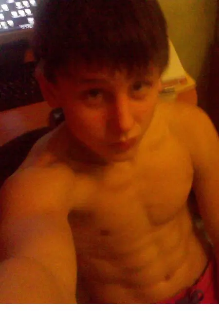 Я Artem, 31, знакомлюсь без обязательств в Димитровграде